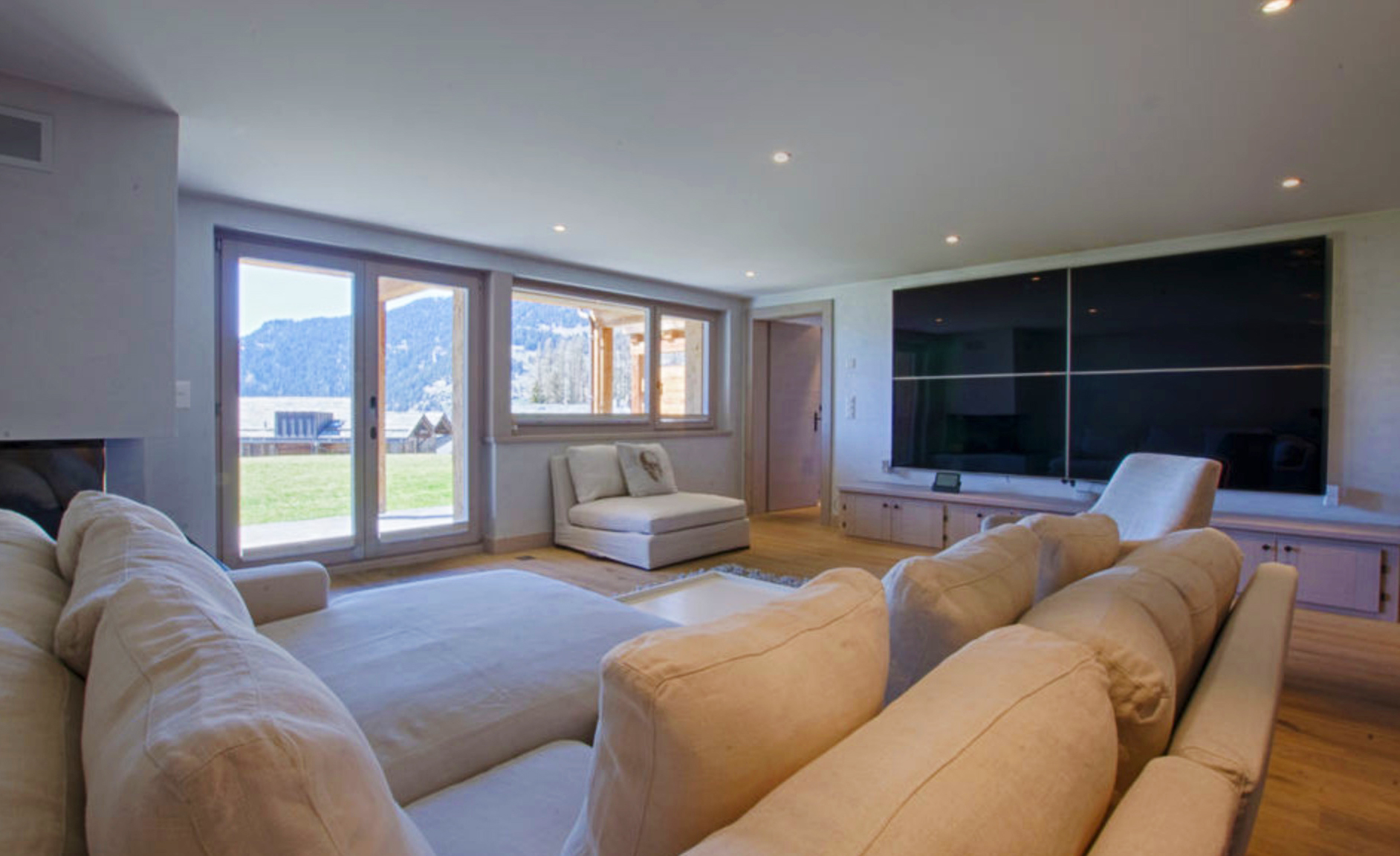 Basalte properties verbier living room